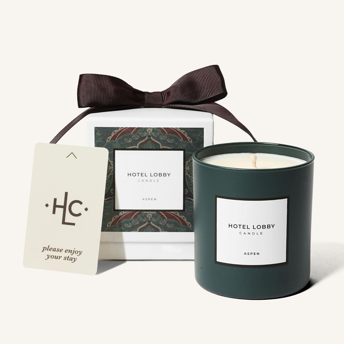 Hotel Lobby Linen Candle – Luxury Hand-Poured 9.75oz 100% Soy Wax with Pink Pepper, Linen, Sandalwood, Iris, and Vetiver – Paraffin-Free, Infused with Essential Oils, 65-Hour Clean Non-Toxic Burn