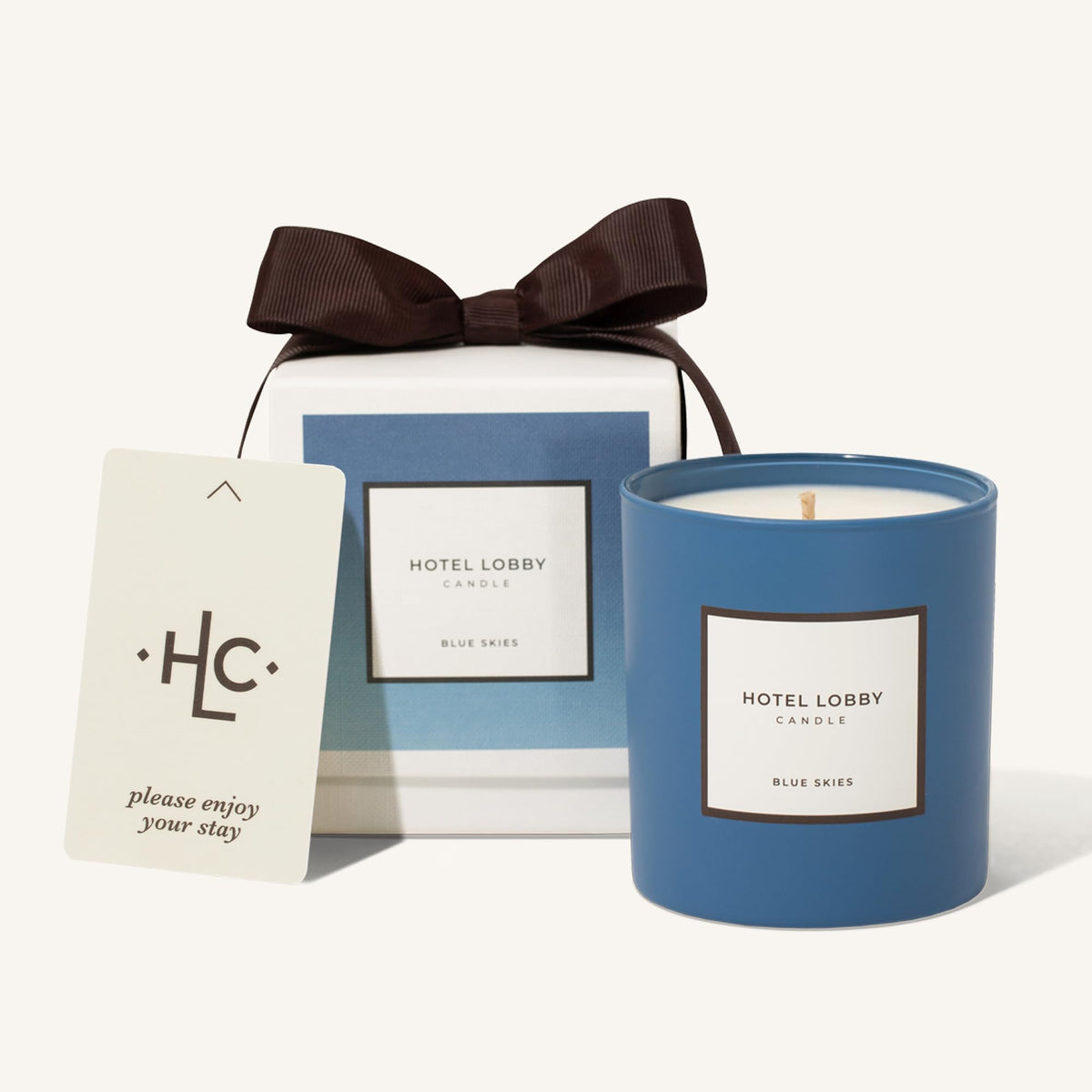 Hotel Lobby Linen Candle – Luxury Hand-Poured 9.75oz 100% Soy Wax with Pink Pepper, Linen, Sandalwood, Iris, and Vetiver – Paraffin-Free, Infused with Essential Oils, 65-Hour Clean Non-Toxic Burn